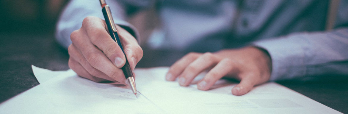 Firmar contrato bancario, importancia letra pequeña