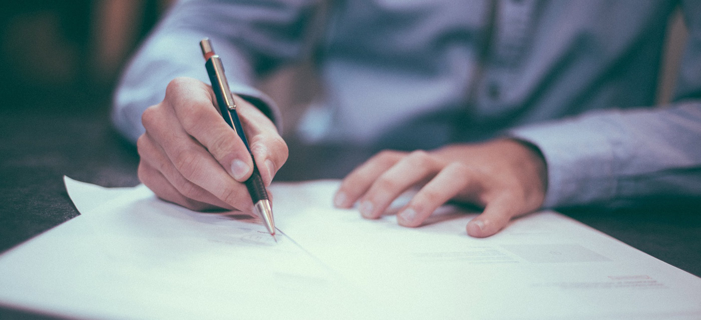 Firmar contrato bancario, importancia letra pequeña
